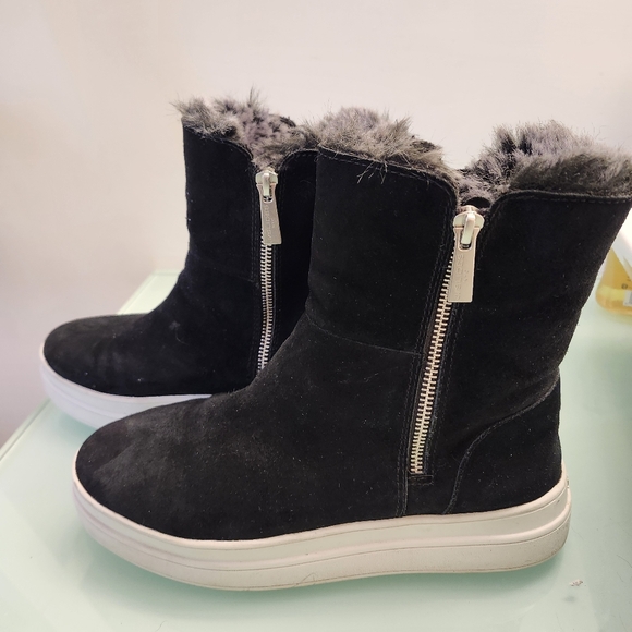 J/SLIDES BLACK BOOTS TRISTAN FLUFFY INTERIOR SIZE 8 - Picture 3 of 16